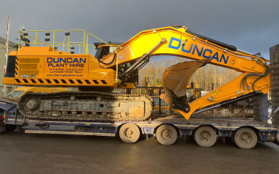 25–37 Ton Excavators 1